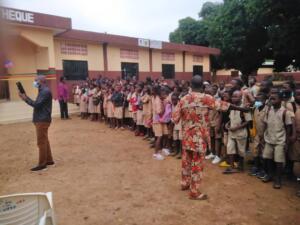 31 - Remise de la bibliotheque au lycée Mathieu Bouké3