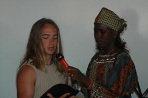 Kévin Perez et Sylvie Bissaloué, tous les deux membres actifs des clubs Bénin et Draguignan-Bénin. Sylvie est désormais membre de MANIOC et poursuit une activité d’avocate et d’universitaire entre la France et le Bénin.