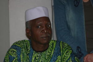 Noël Koussey était le proviseur du lycée Mathieu Bouké en 2006. Député à l’Assemblée Nationale béninoise entre 1995 et 1999, il fut aussi ambassadeur du Bénin au Niger.